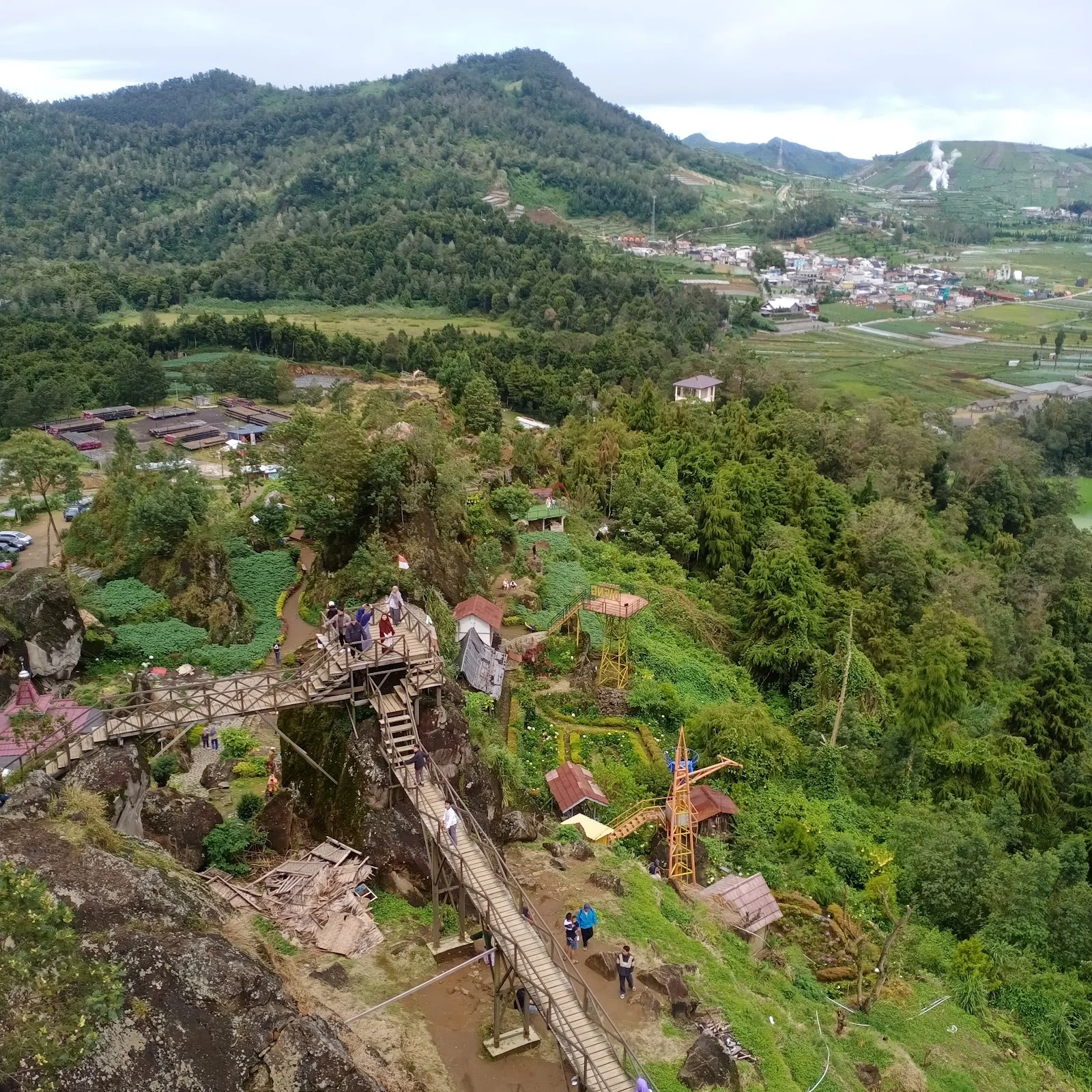 Batu Pandang Ratapan Angin