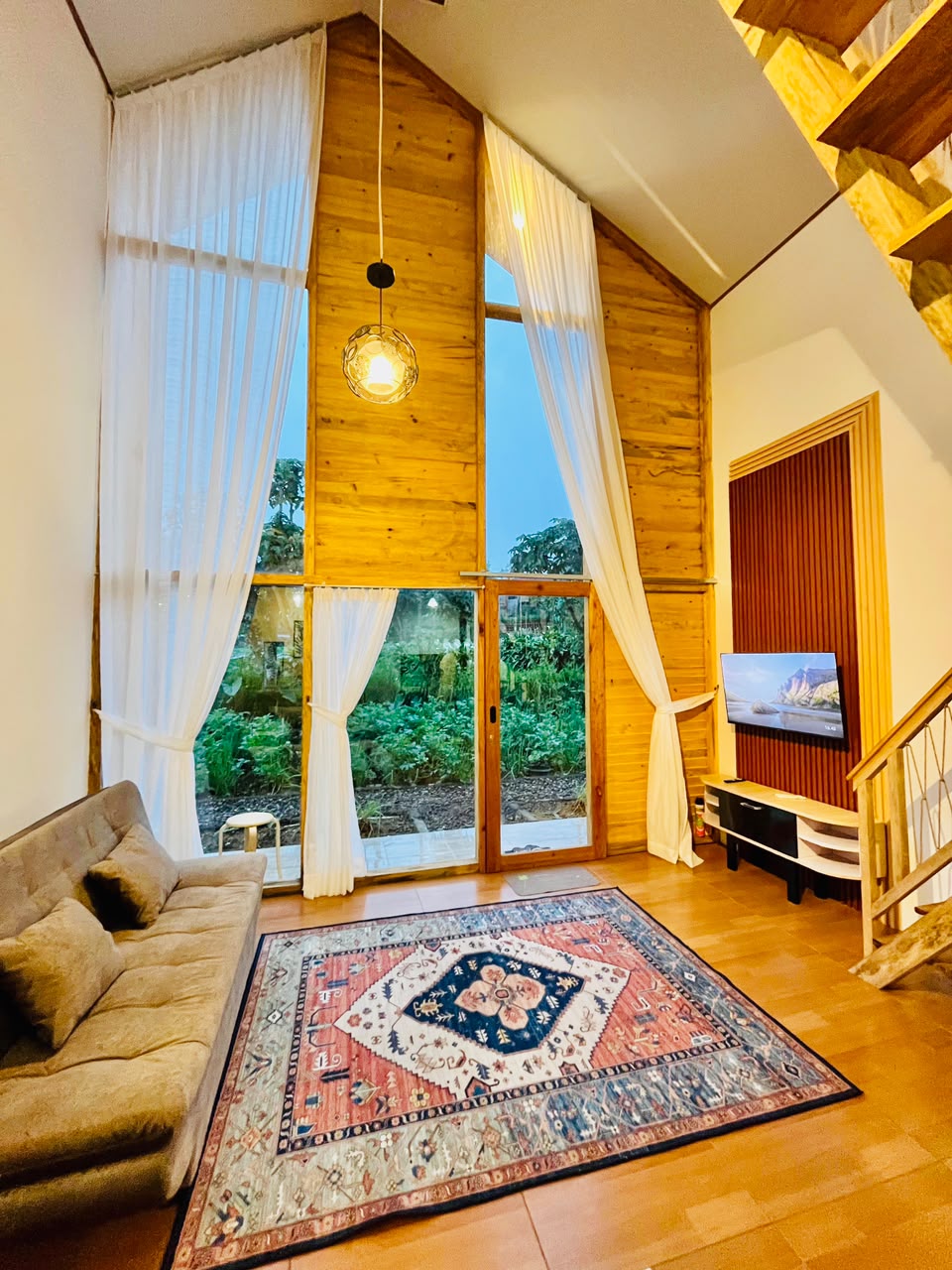 Cabin Ollive